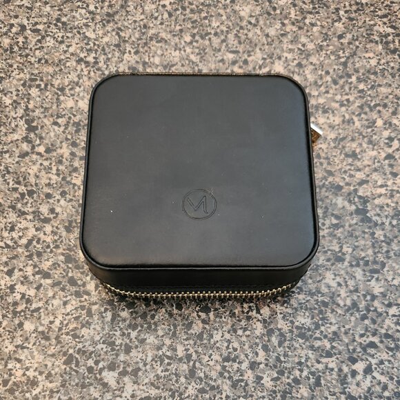 Mejuri Travel Jewelry Case - Picture 2 of 4